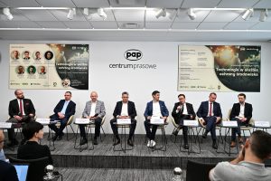 Debata, Technologia w s³u¿bie ochrony rodowiska - debata ekspercka producentów maszyn RVM